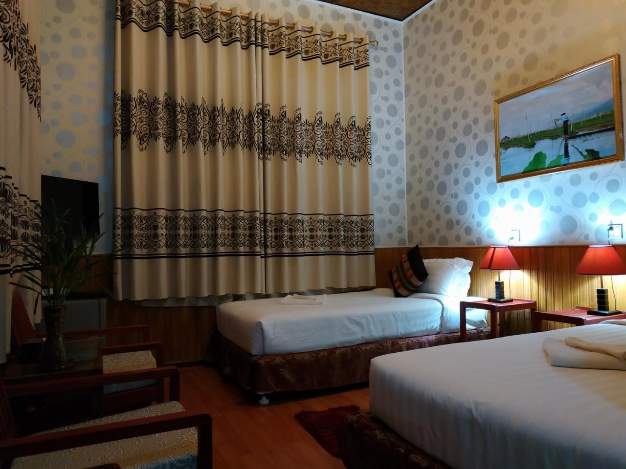 Remember Inn Nyaung Shwe Exterior foto